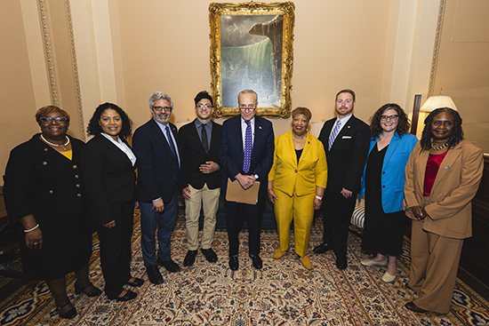 Sen. Chuck Schumer (D-NY) meets with delegates from CUNY and SUNY campuses.